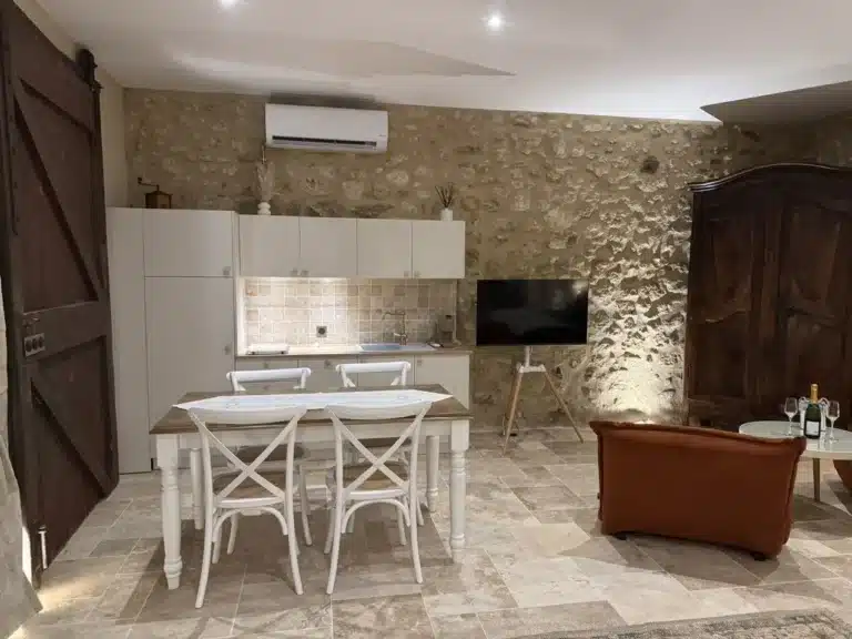 Suite nuptiale - coin salon et kitchenette